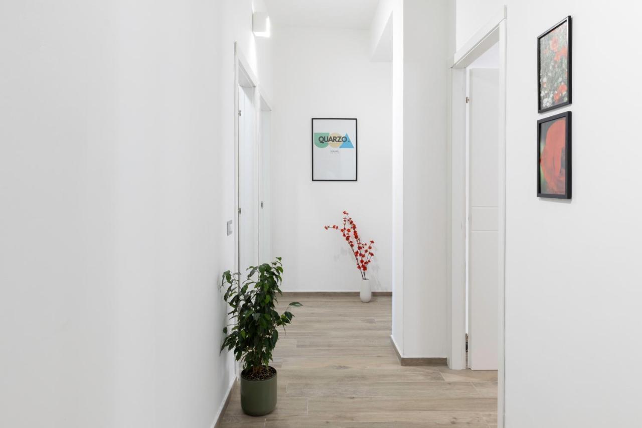 קליארי Quarzo. Modern Rooms מראה חיצוני תמונה