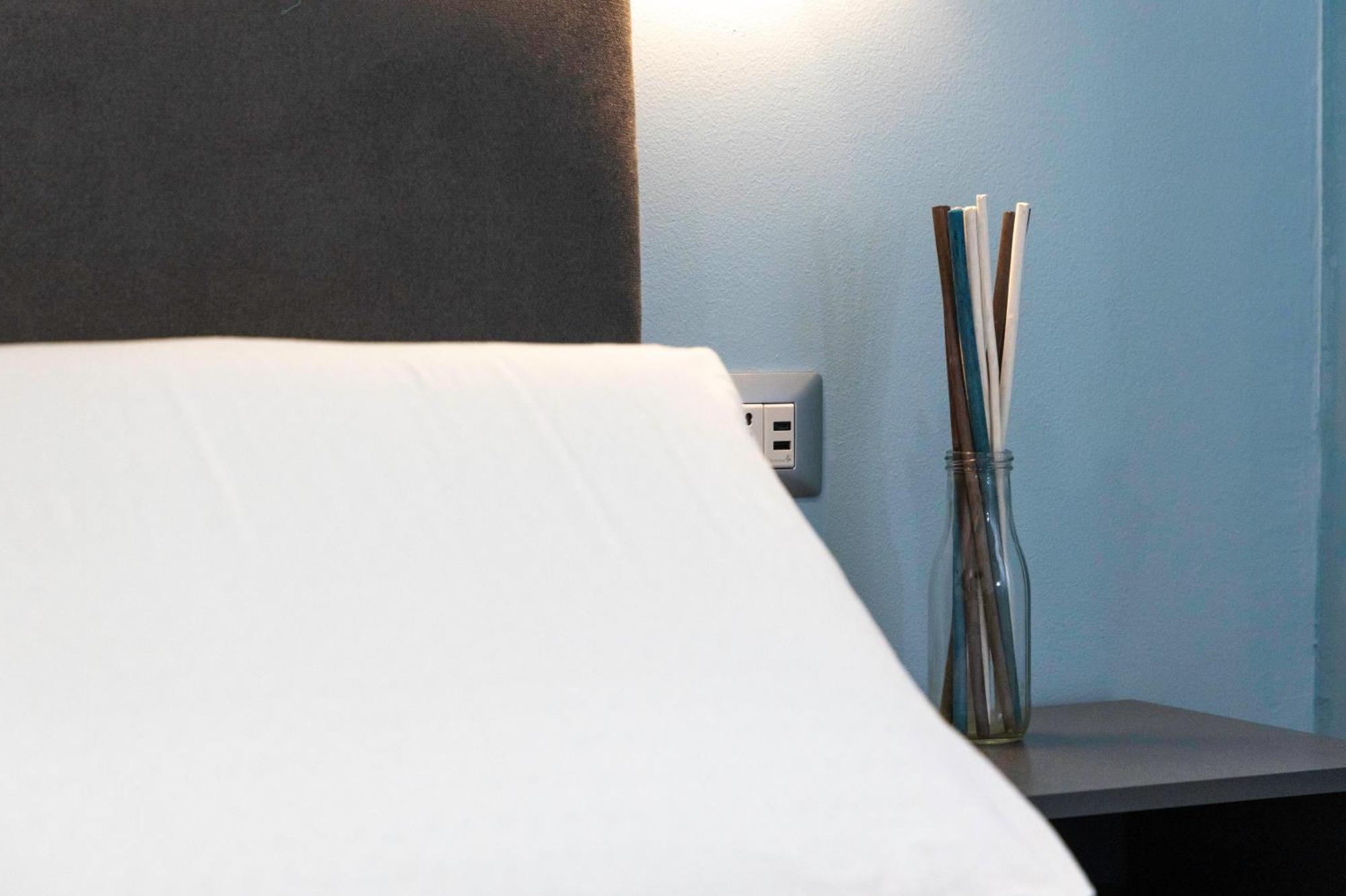 קליארי Quarzo. Modern Rooms מראה חיצוני תמונה