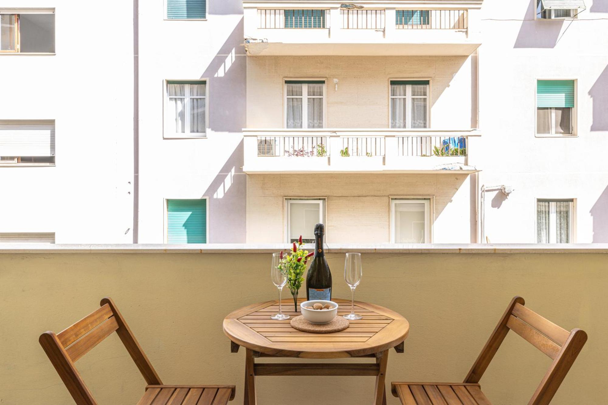 קליארי Quarzo. Modern Rooms מראה חיצוני תמונה