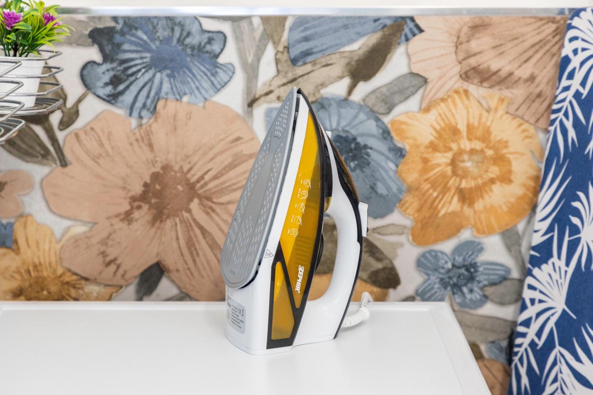 קליארי Quarzo. Modern Rooms מראה חיצוני תמונה